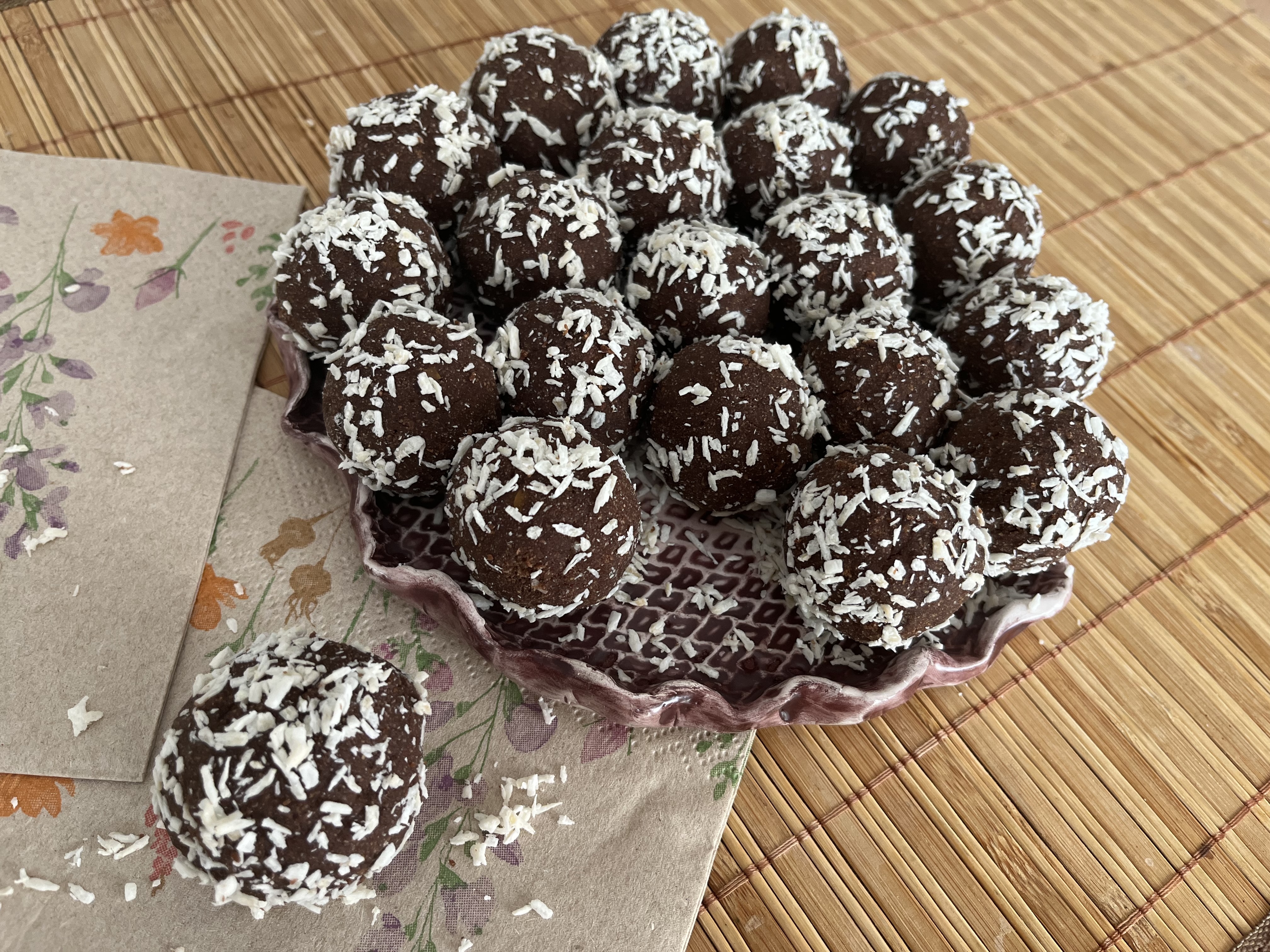 Coconut Balls Coconut Balls